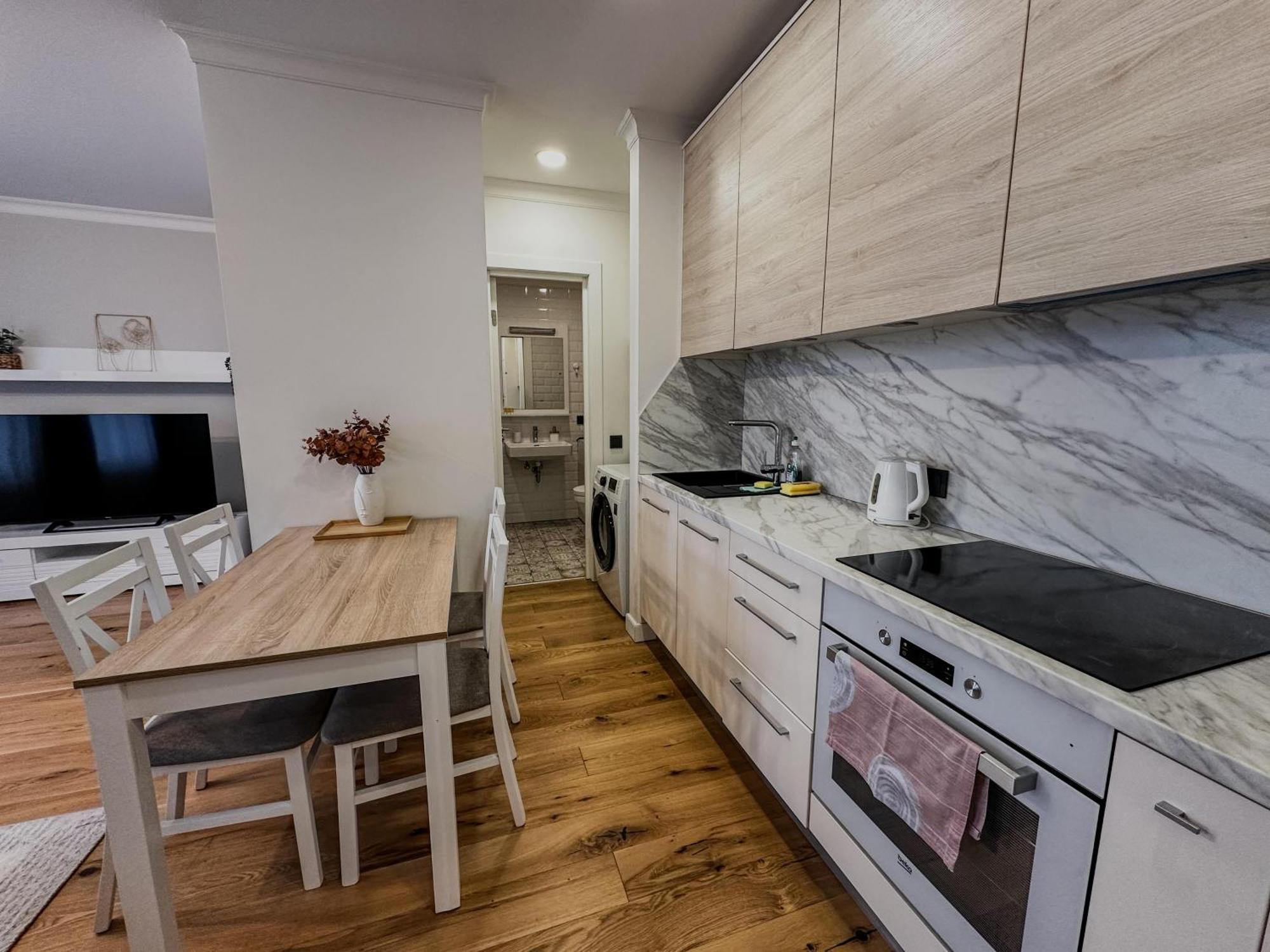 One Bedroom Promenade Apartment Riga Exterior photo